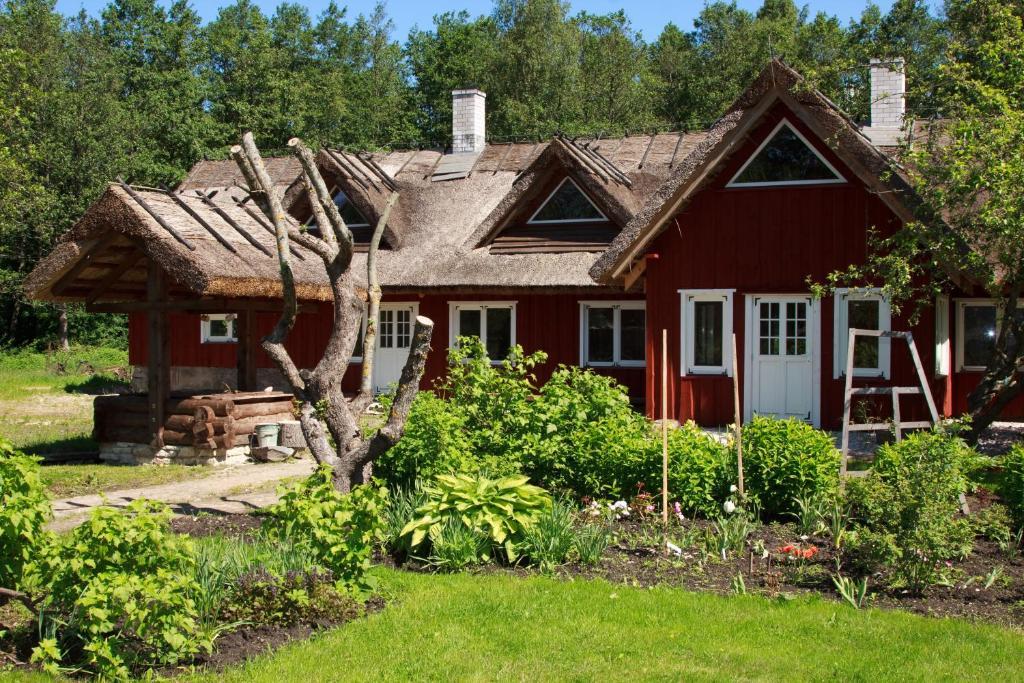 Laugu Holiday Resort Exterior photo